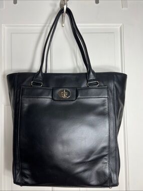 kate spade Black Leather Shoulder Bag with Turn-Lock Front